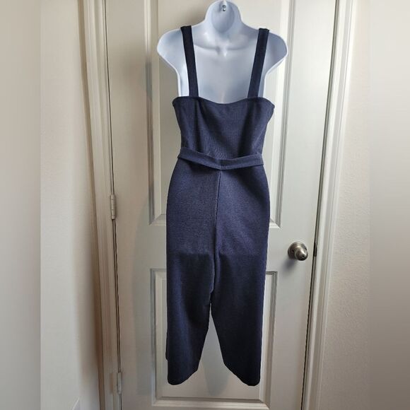 VENUS Culotte  Jumpsuit  - Picture 7 of 8
